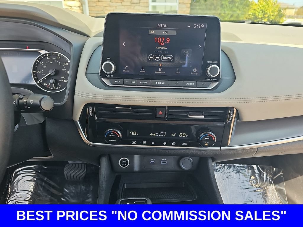 Used 2023 Nissan Rogue SV FWD image 19