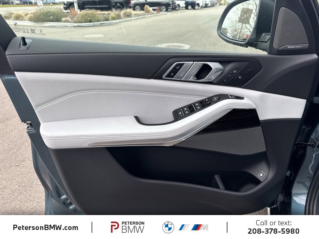 New 2026 BMW X5 xDrive50e image 15