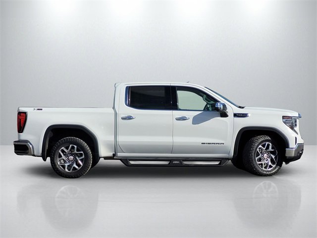 Used 2022 GMC Sierra 1500 SLT image 3