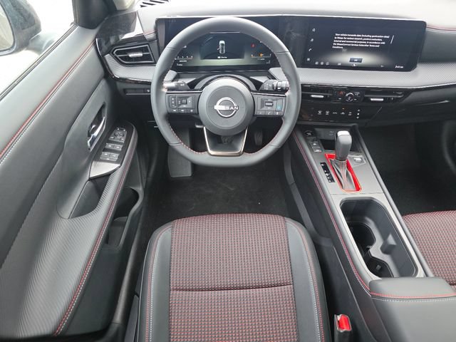 New 2026 Nissan Kicks SR AWD/4WD image 3