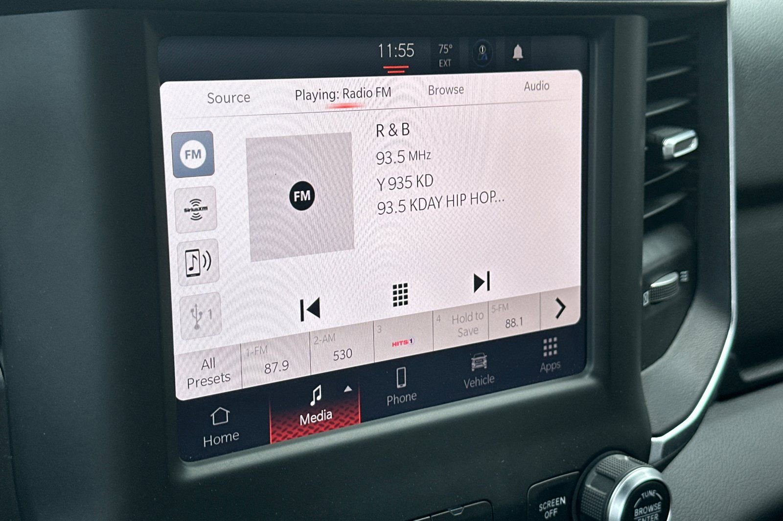 Used 2024 RAM 3500 Big Horn image 17