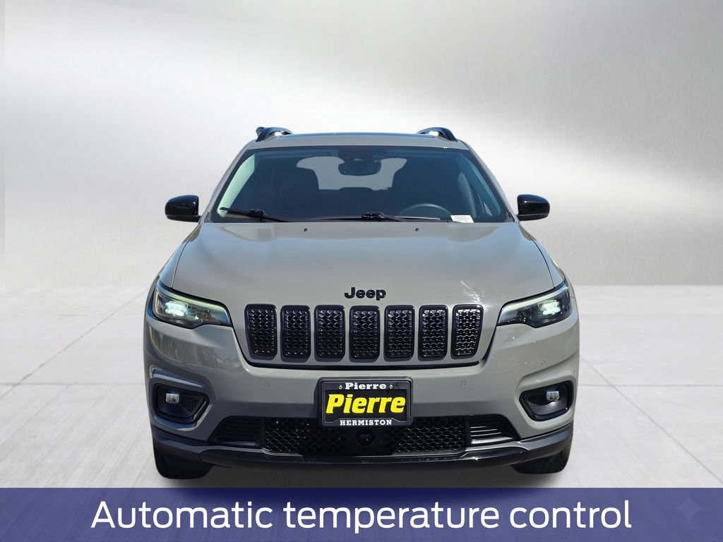 Used 2023 Jeep Cherokee Altitude Lux w/ Elite Group AWD/4WD image 7