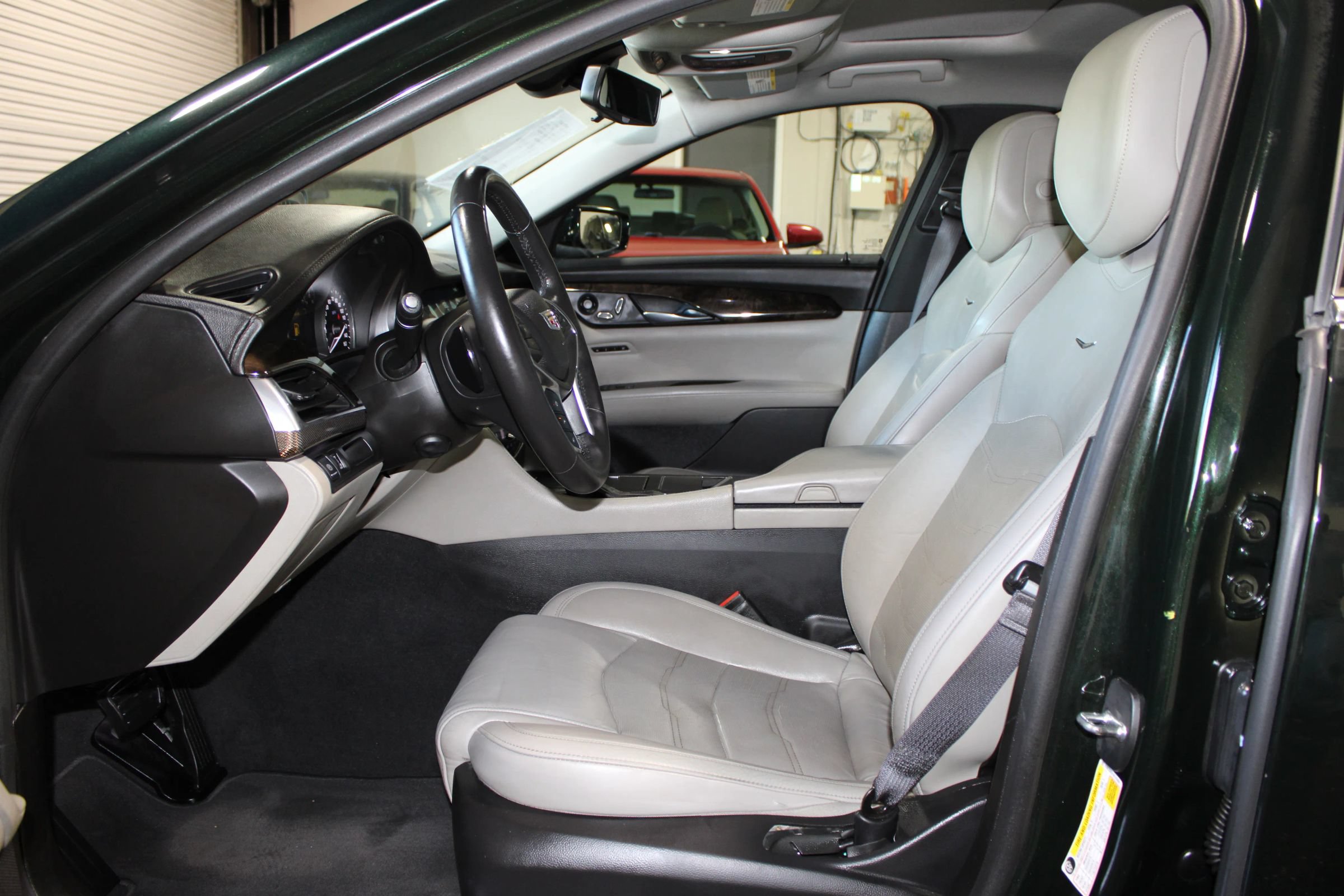 Used 2017 Cadillac CT6 Luxury AWD/4WD image 10