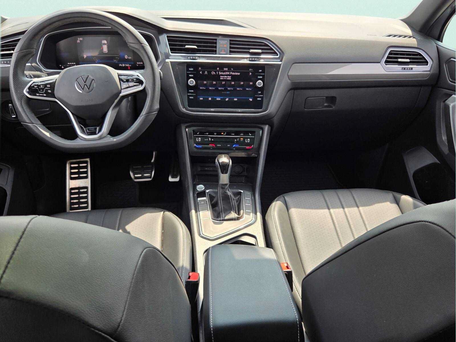 Used 2024 Volkswagen Tiguan SE R-Line FWD image 16
