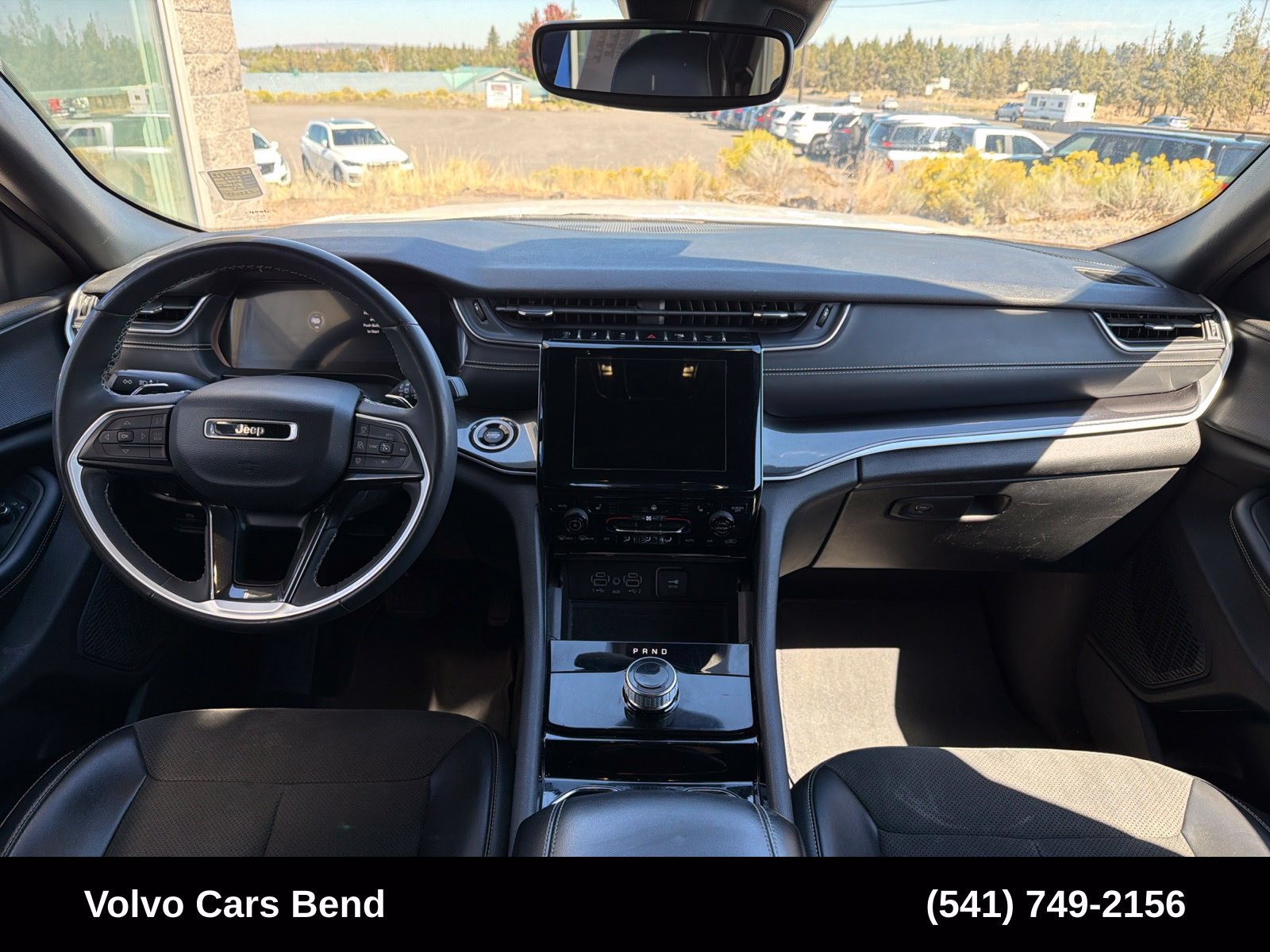 Used 2023 Jeep Grand Cherokee L Laredo AWD/4WD image 10