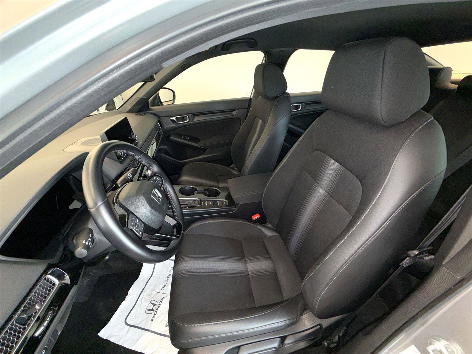 Used 2024 Honda Civic Sport image 13