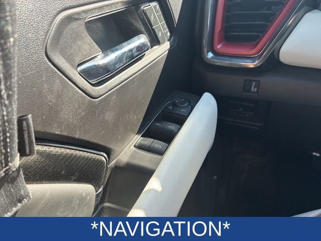 Used 2024 GMC Canyon AT4X w/ AT4X AEV Edition image 16