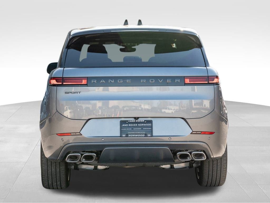 New 2025 Land Rover Range Rover Sport Dynamic SE image 5