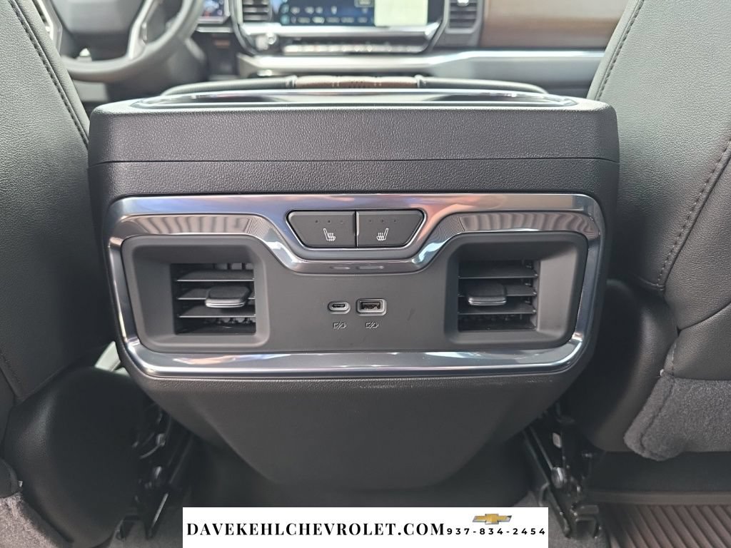 Used 2024 Chevrolet Silverado 1500 High Country w/ Technology Package AWD/4WD image 31