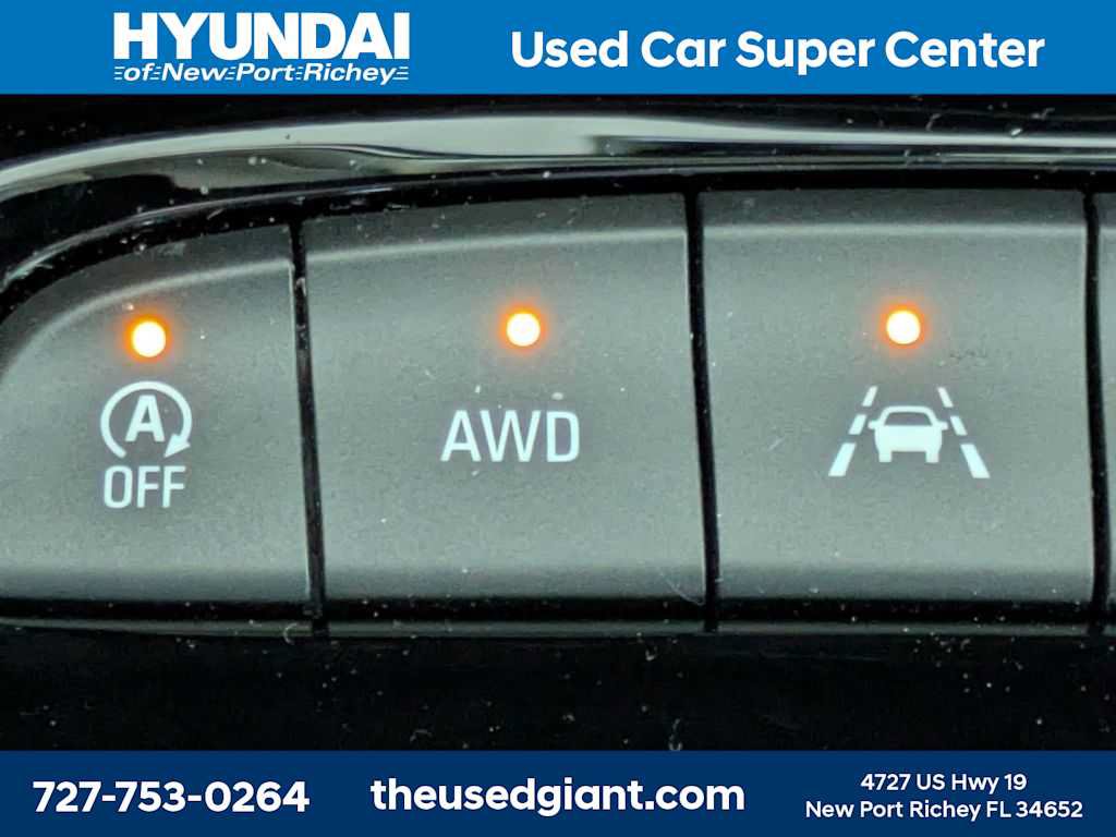 Used 2024 Buick Encore GX Avenir w/ Avenir Convenience Package AWD/4WD image 29
