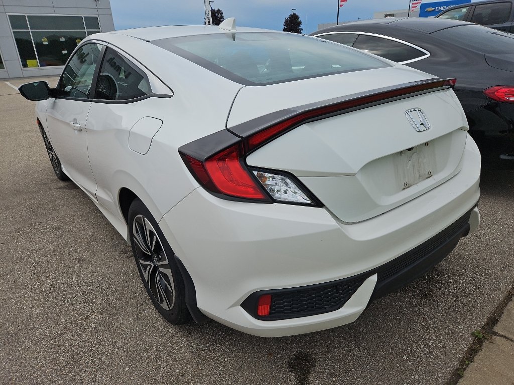 Used 2018 Honda Civic EX-T image 5