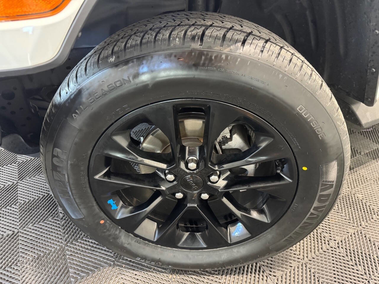 Used 2022 Jeep Wrangler Unlimited Sahara w/ Cold Weather Group image 45