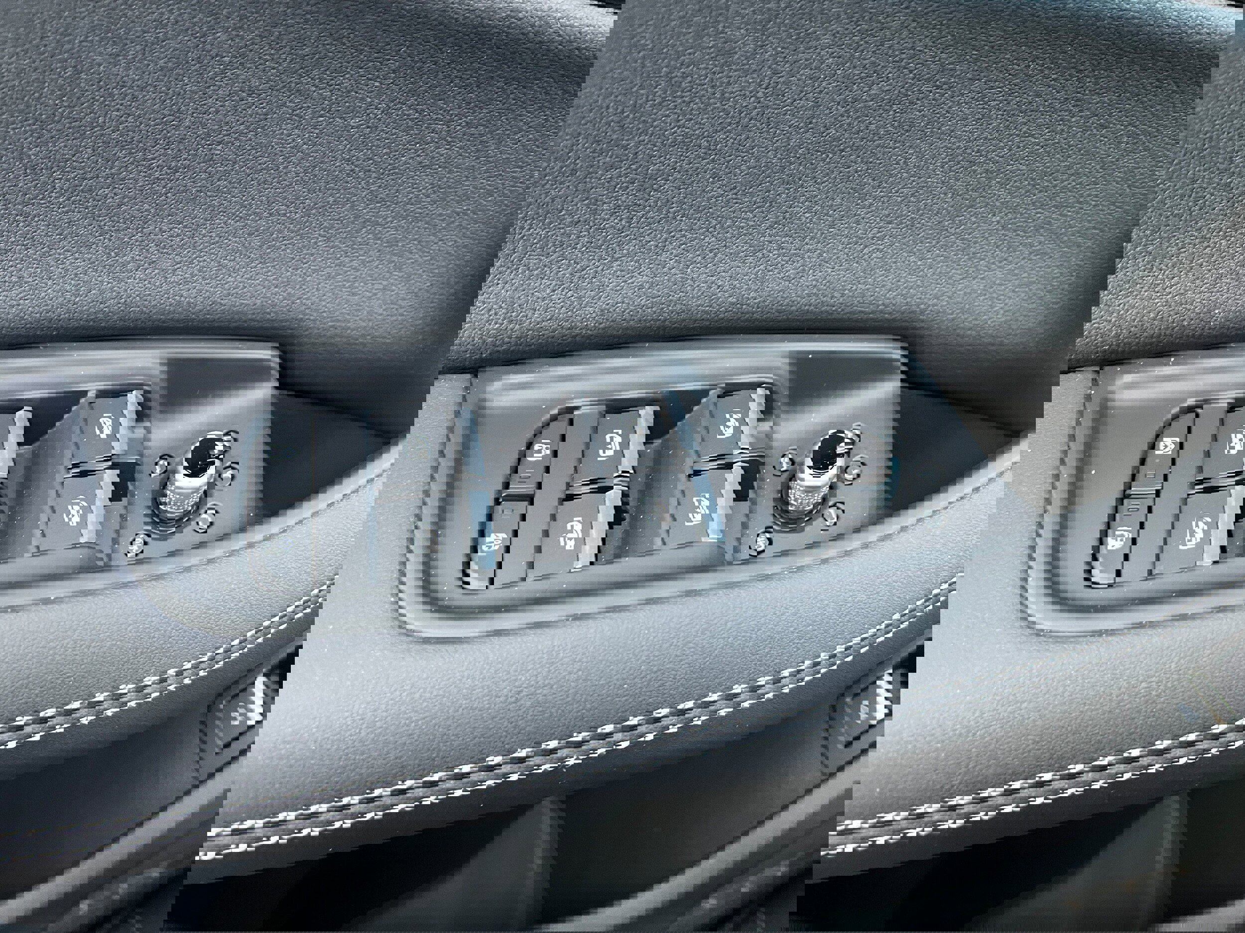 Used 2025 Audi Q7 3.0T Premium Plus image 27