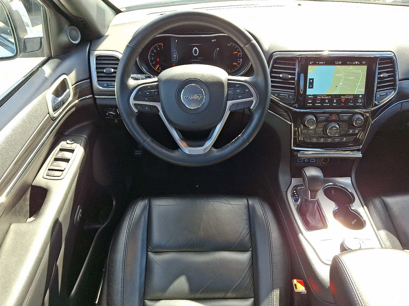 Used 2022 Jeep Grand Cherokee Limited image 12