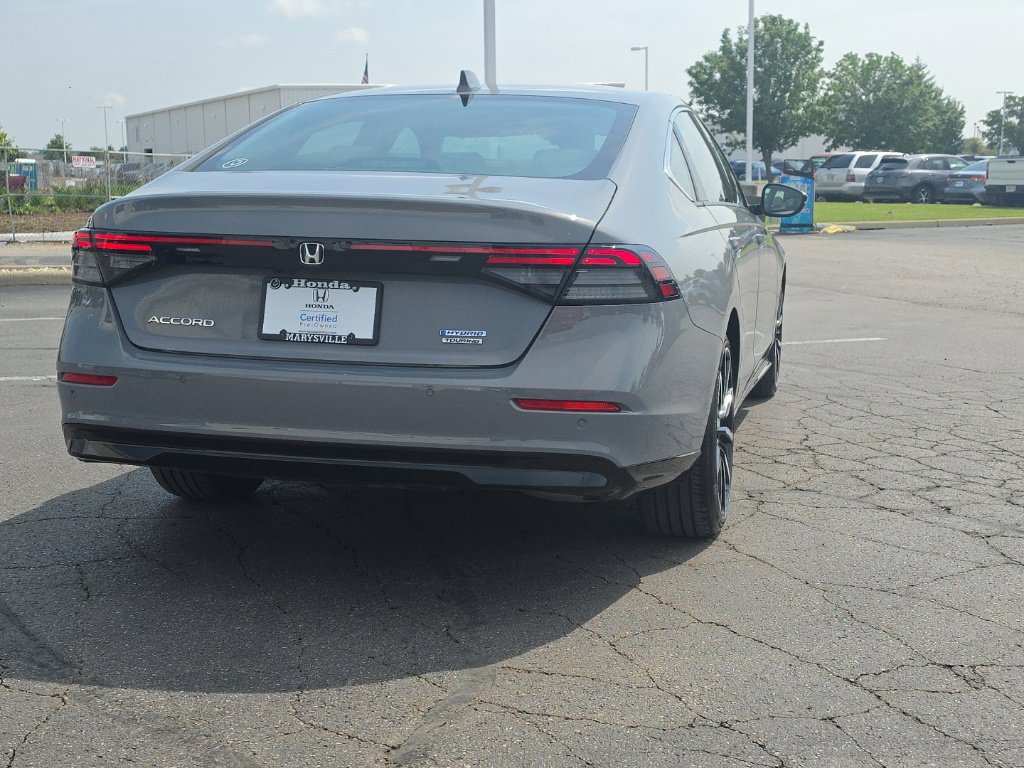Used 2025 Honda Accord Touring image 8