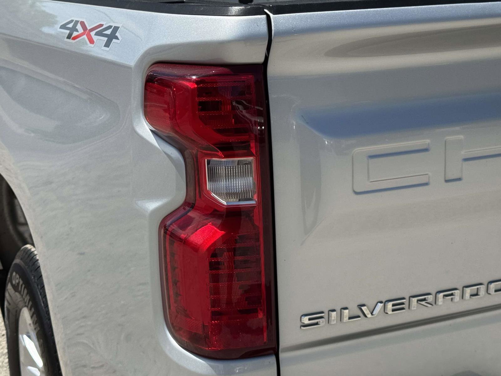 Used 2020 Chevrolet Silverado 1500 LT w/ All-Star Edition AWD/4WD image 11