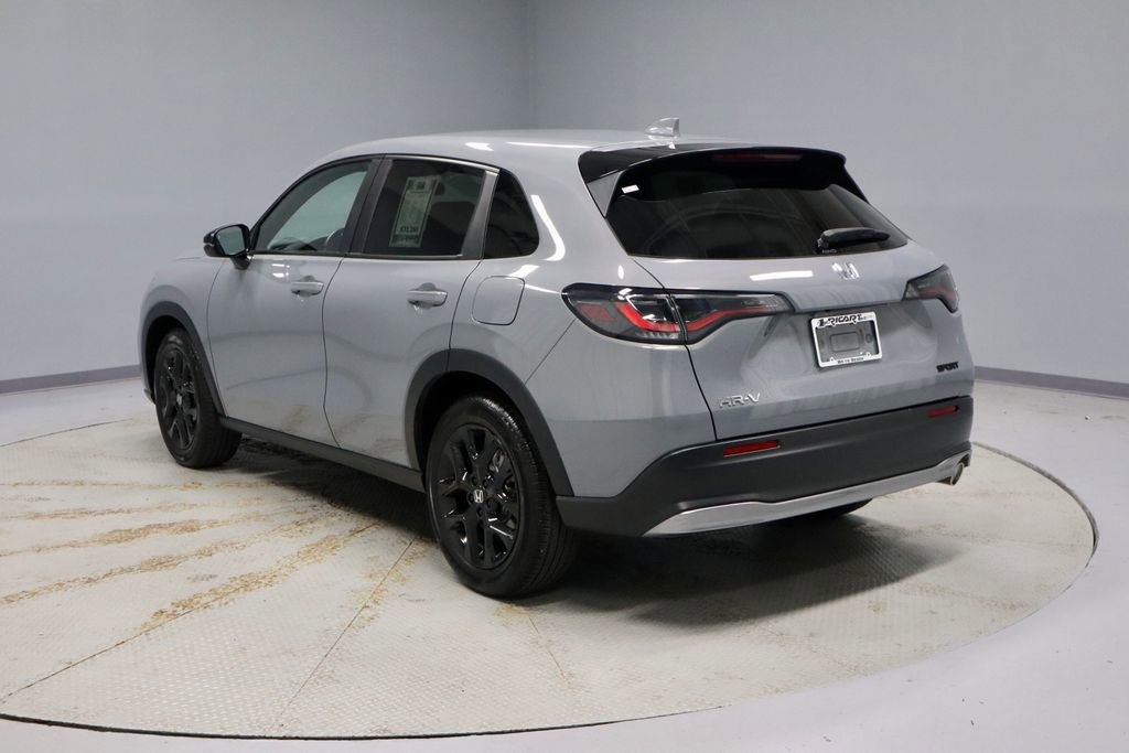 Used 2025 Honda HR-V Sport image 9