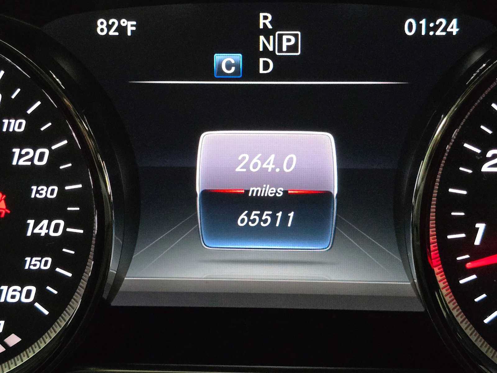 Certified 2017 Mercedes-Benz E 300 4MATIC image 29