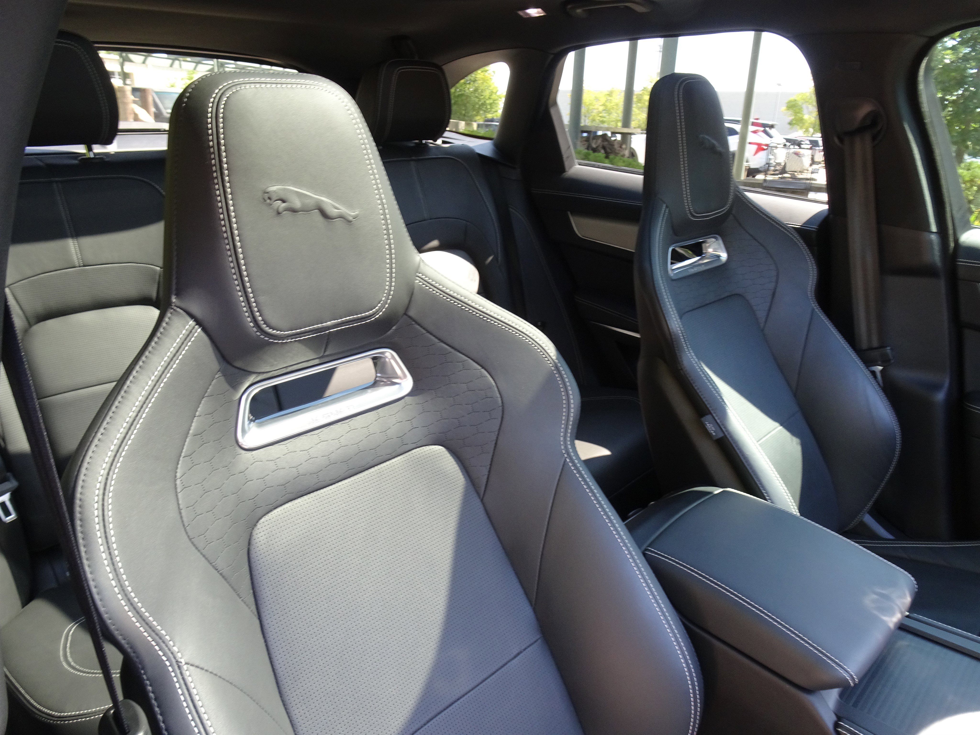 Certified 2025 Jaguar F-PACE R-Dynamic S image 26