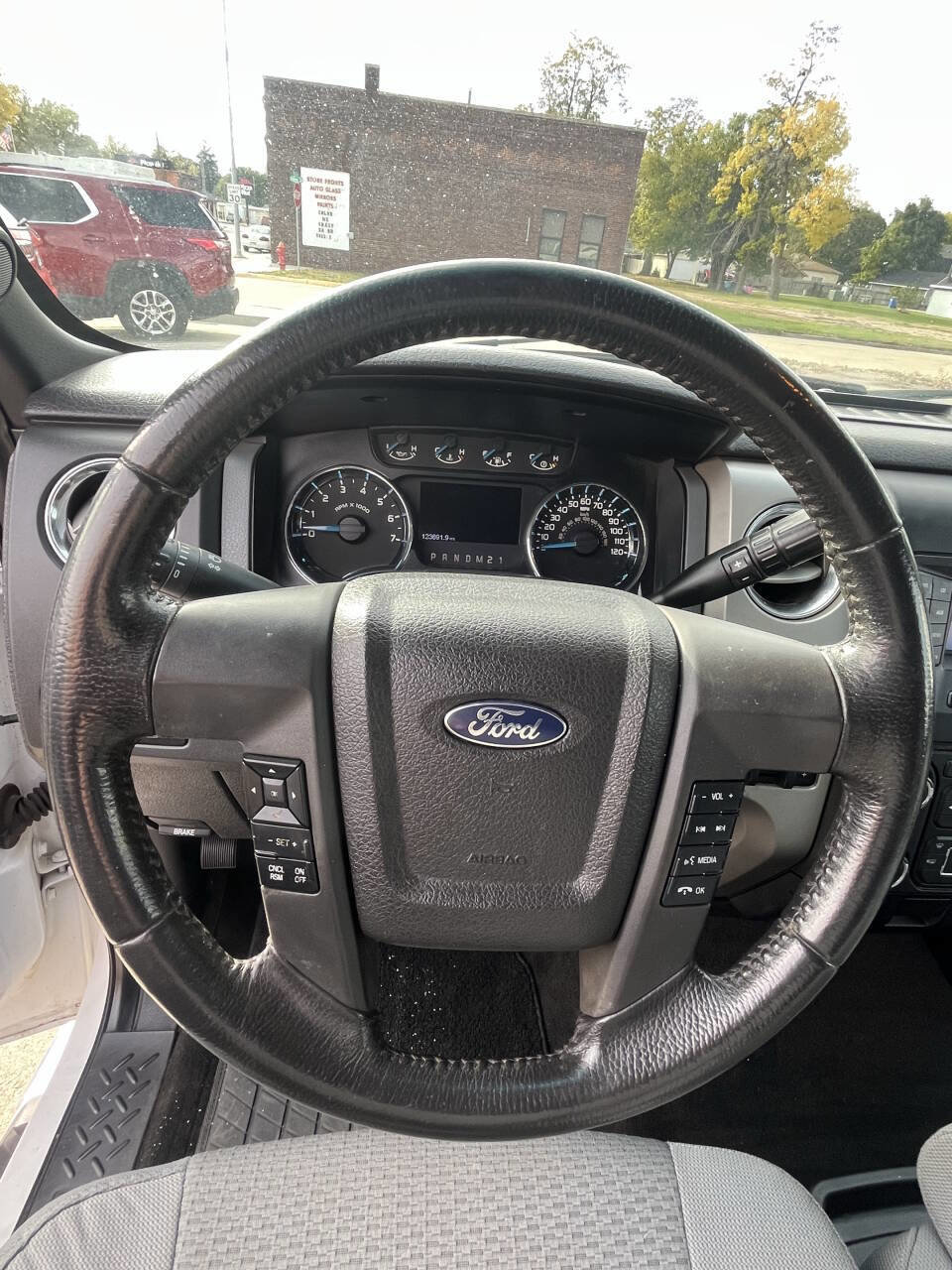 Used 2013 Ford F150 XLT w/ Luxury Equipment Group AWD/4WD image 16