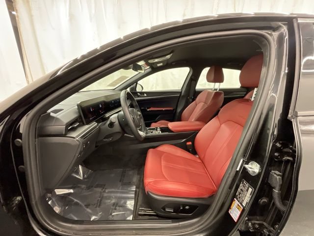 Used 2026 Kia K5 GT-Line w/ GT-Line Red Interior Package AWD/4WD image 10