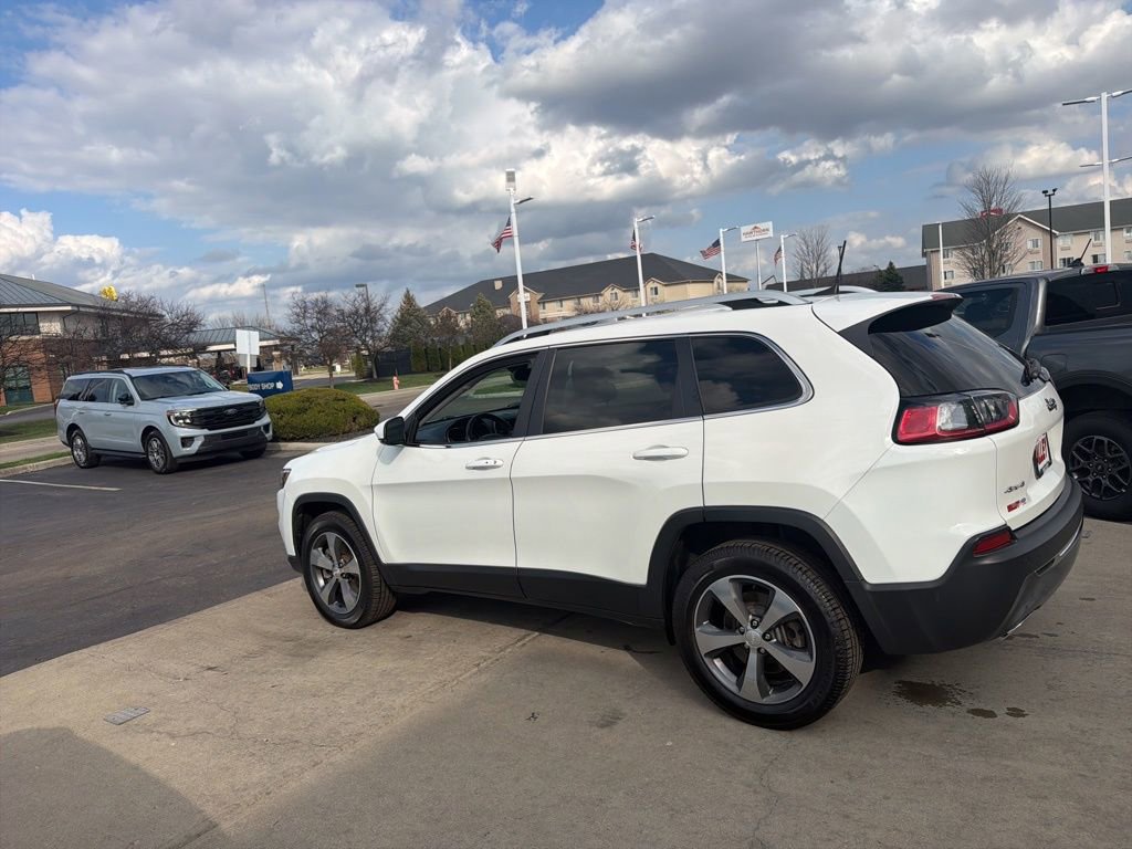 Used 2019 Jeep Cherokee Limited image 10