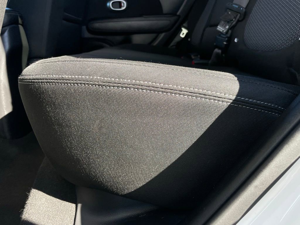 Used 2018 Kia Soul + FWD image 37