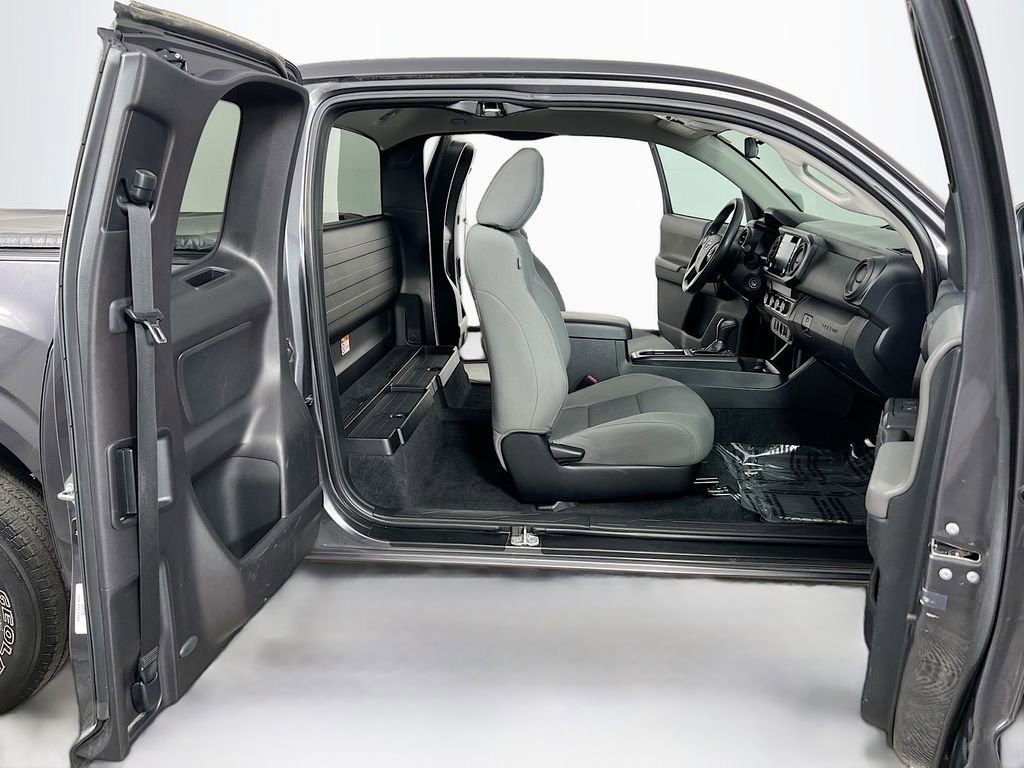 Used 2020 Toyota Tacoma SR image 26