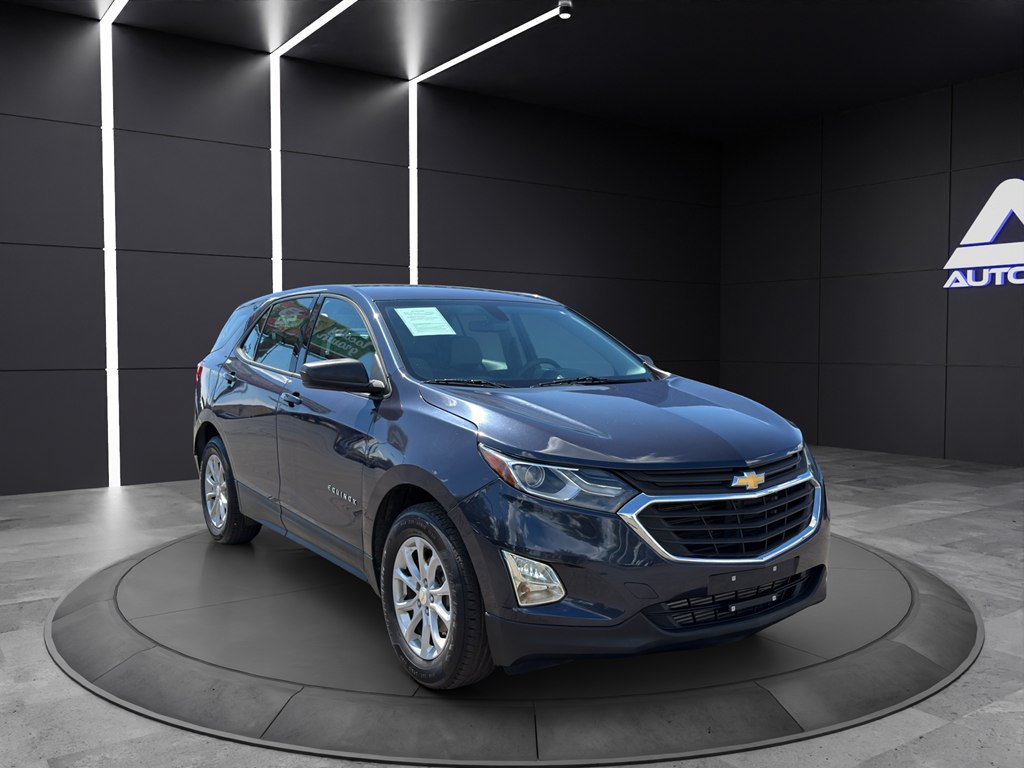 Used 2019 Chevrolet Equinox LS FWD image 3