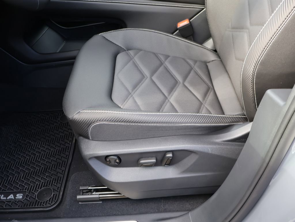 New 2026 Volkswagen Atlas Cross Sport SE AWD/4WD image 42