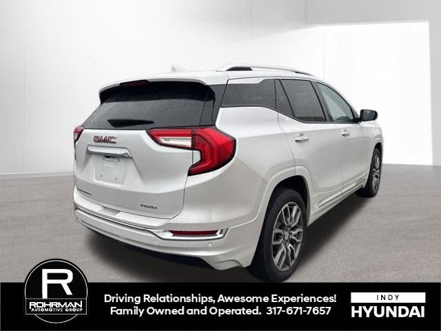 Used 2022 GMC Terrain Denali image 12