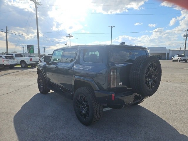 New 2025 GMC Hummer EV 2X image 8