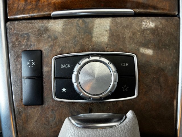 Used 2014 Mercedes-Benz E 350 Sedan w/ Premium 1 Package image 19