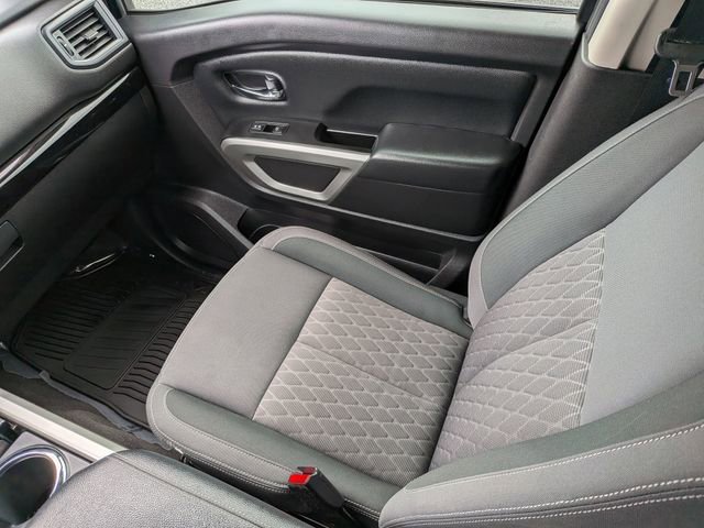 Certified 2024 Nissan Titan SV w/ SV Convenience Package image 16