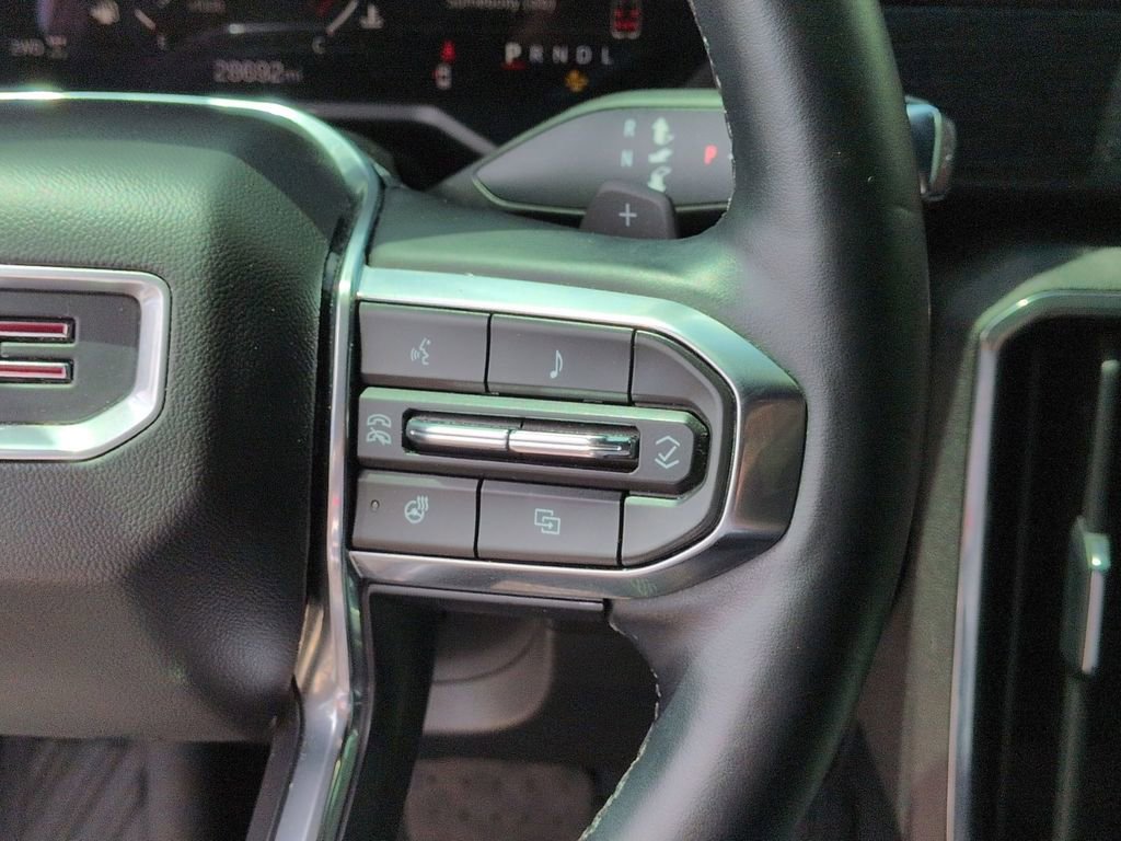 Used 2024 GMC Acadia Elevation image 19