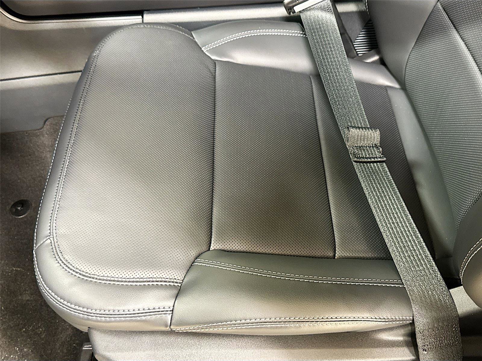 New 2026 Ford Expedition Max Platinum w/ Driver's Package image 19