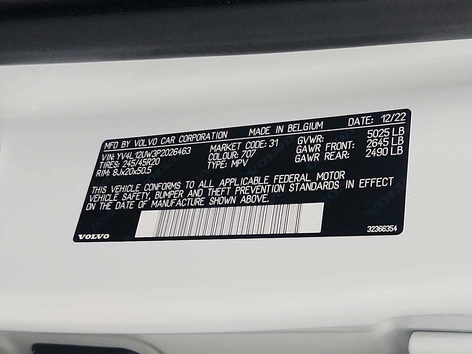 Used 2023 Volvo XC40 B5 Plus w/ Driver Assist Package AWD/4WD image 25