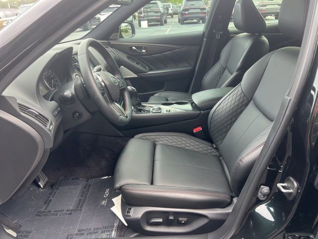 Used 2024 INFINITI Q50 Red Sport 400 w/ Black Opal Edition RWD image 7