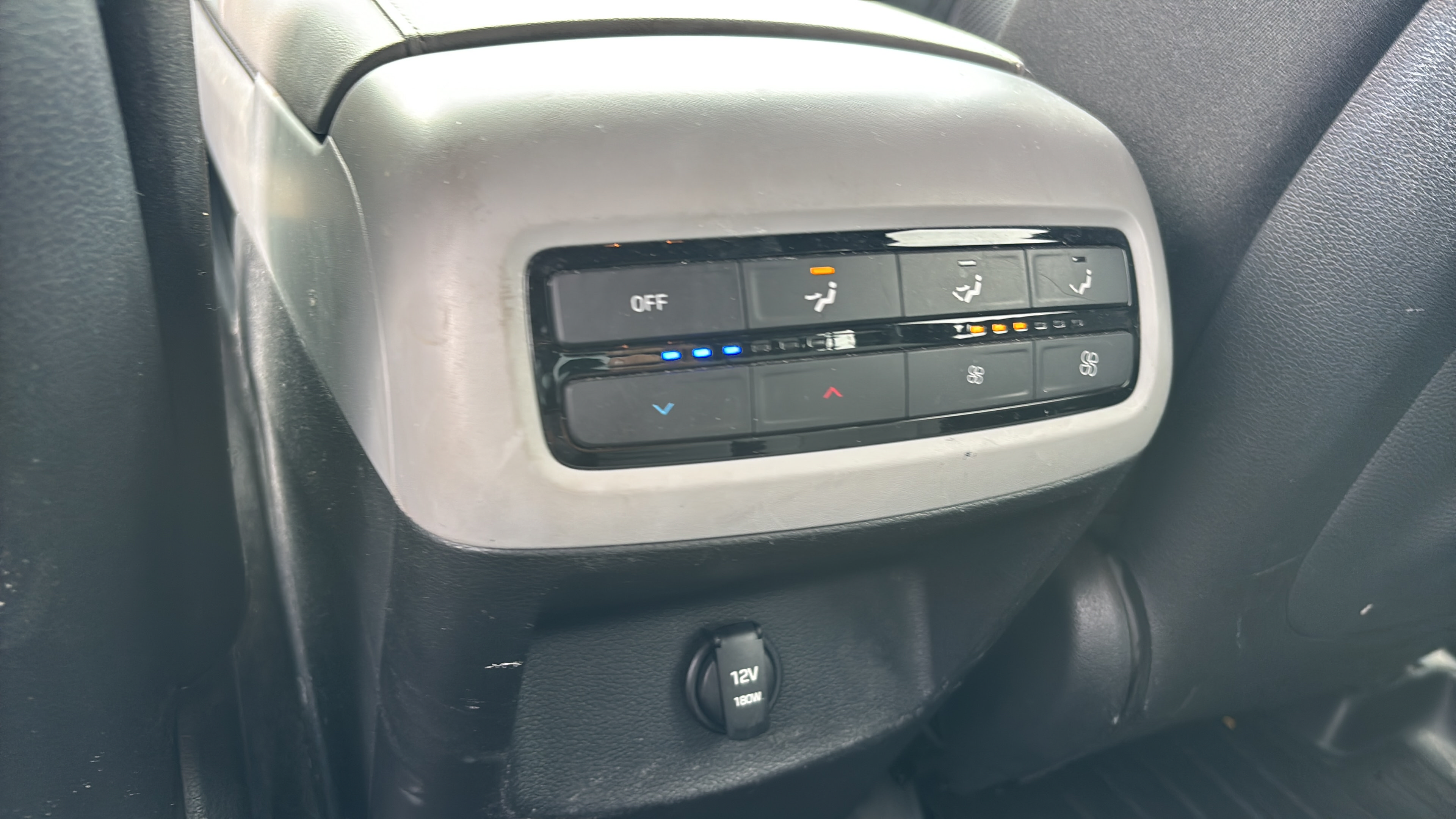 Used 2020 Hyundai Palisade SE FWD image 13