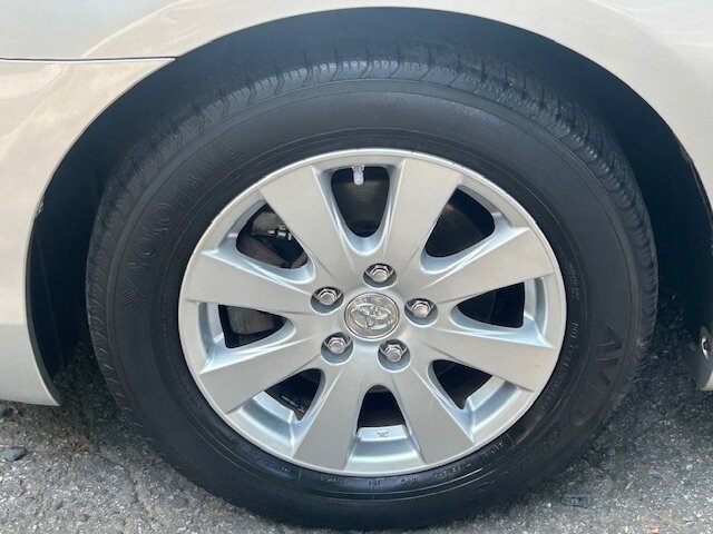 Used 2007 Toyota Camry XLE FWD image 32