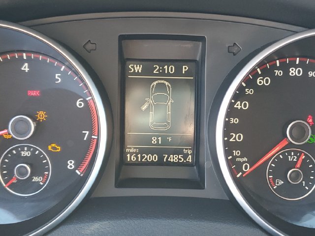 Used 2012 Volkswagen GTI 4-Door FWD image 15