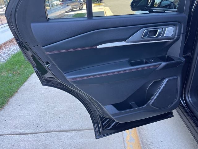 Used 2025 Ford Explorer ST w/ Sun And Sound Package image 18