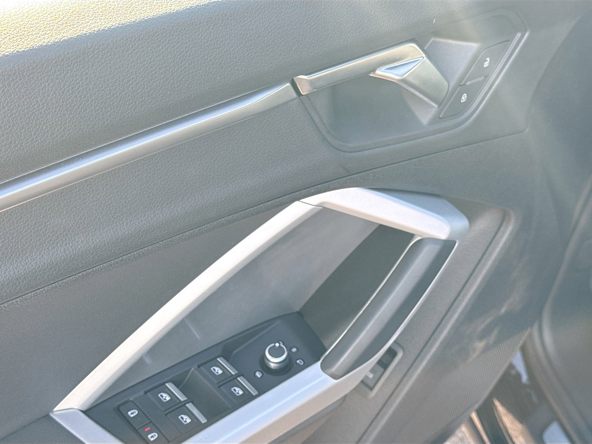 Used 2025 Audi Q3 2.0T Premium image 22