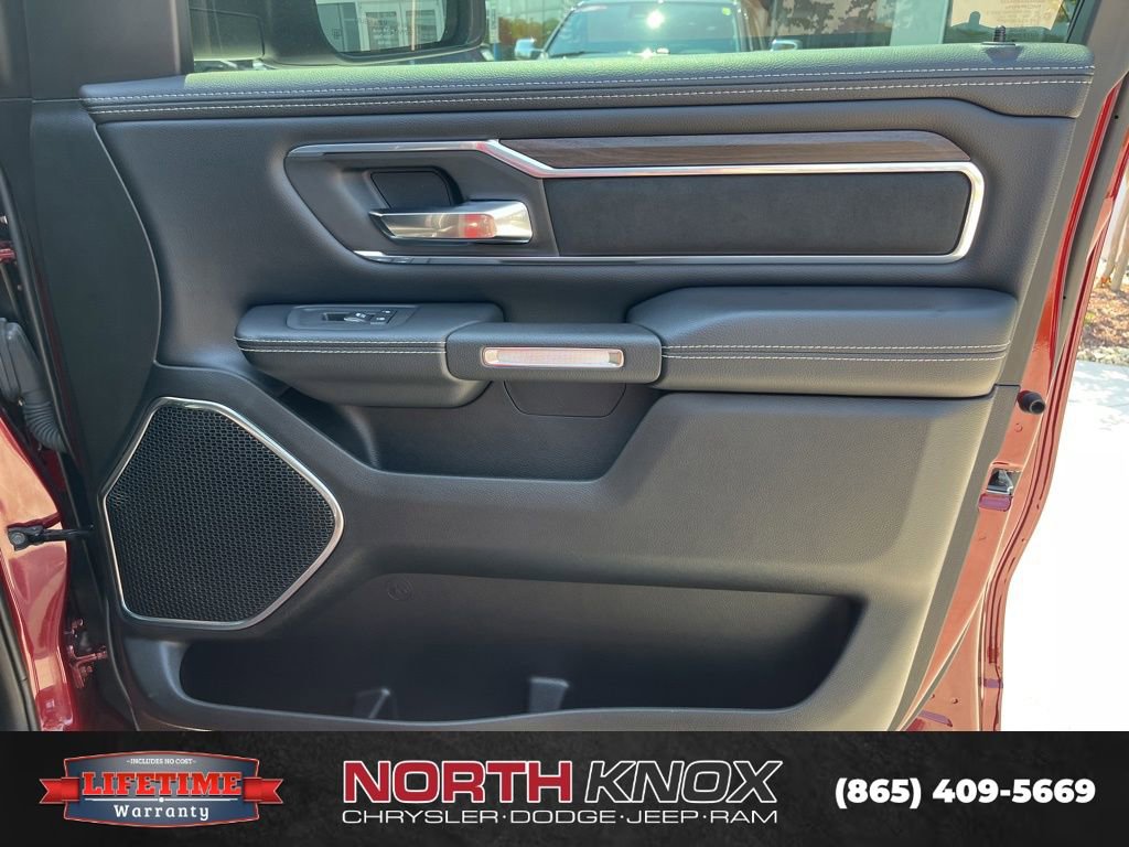 Used 2025 RAM 1500 Laramie image 27