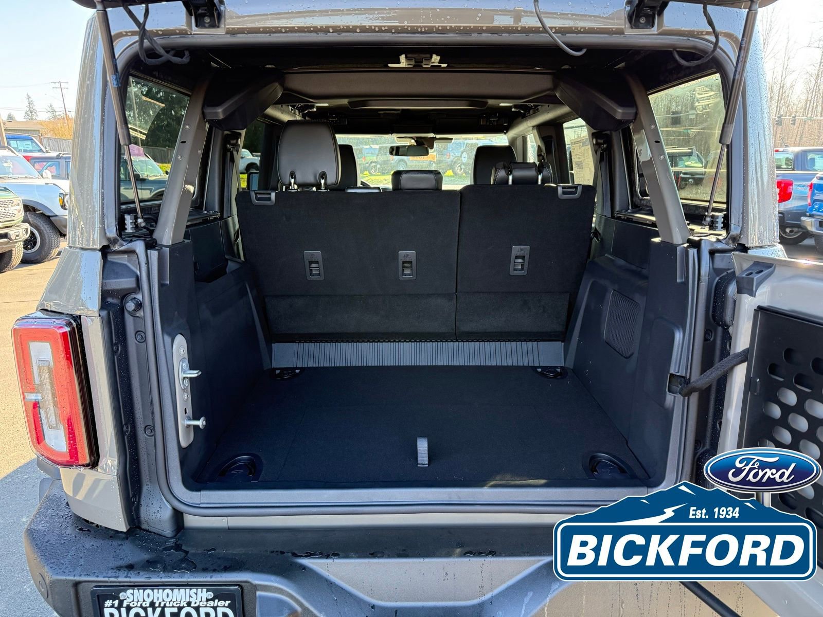 New 2025 Ford Bronco Outer Banks w/ Sasquatch Package AWD/4WD image 7