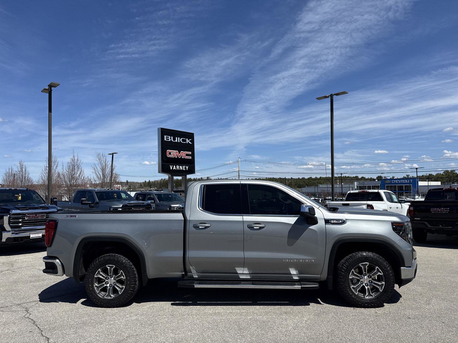 Used 2023 GMC Sierra 1500 SLE w/ X31 Off-Road Package AWD/4WD image 6