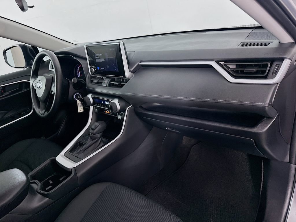 Used 2025 Toyota RAV4 LE image 29