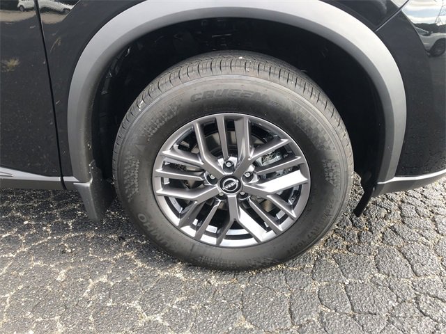 New 2026 Nissan Rogue S image 14