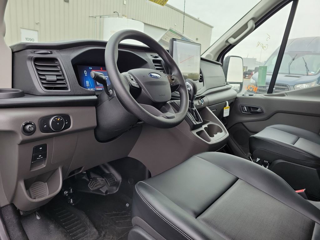 New 2025 Ford Transit 250 148 Medium Roof image 21