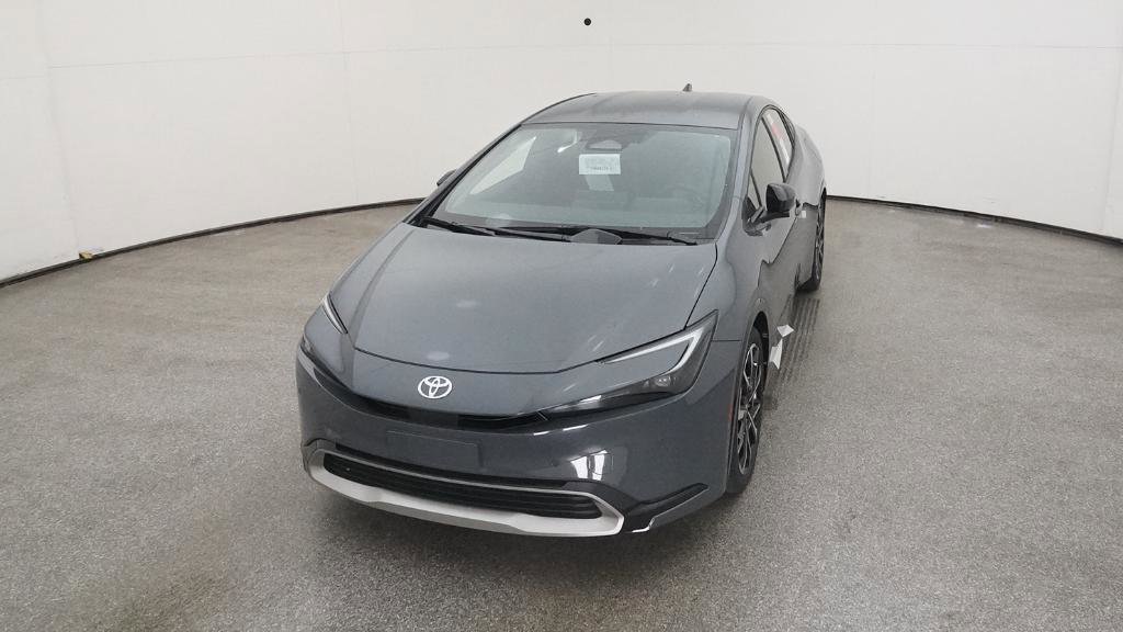 New 2026 Toyota Prius Plug-In Hybrid image 3